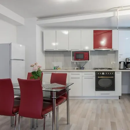 David Lucas Apartment Bucharest